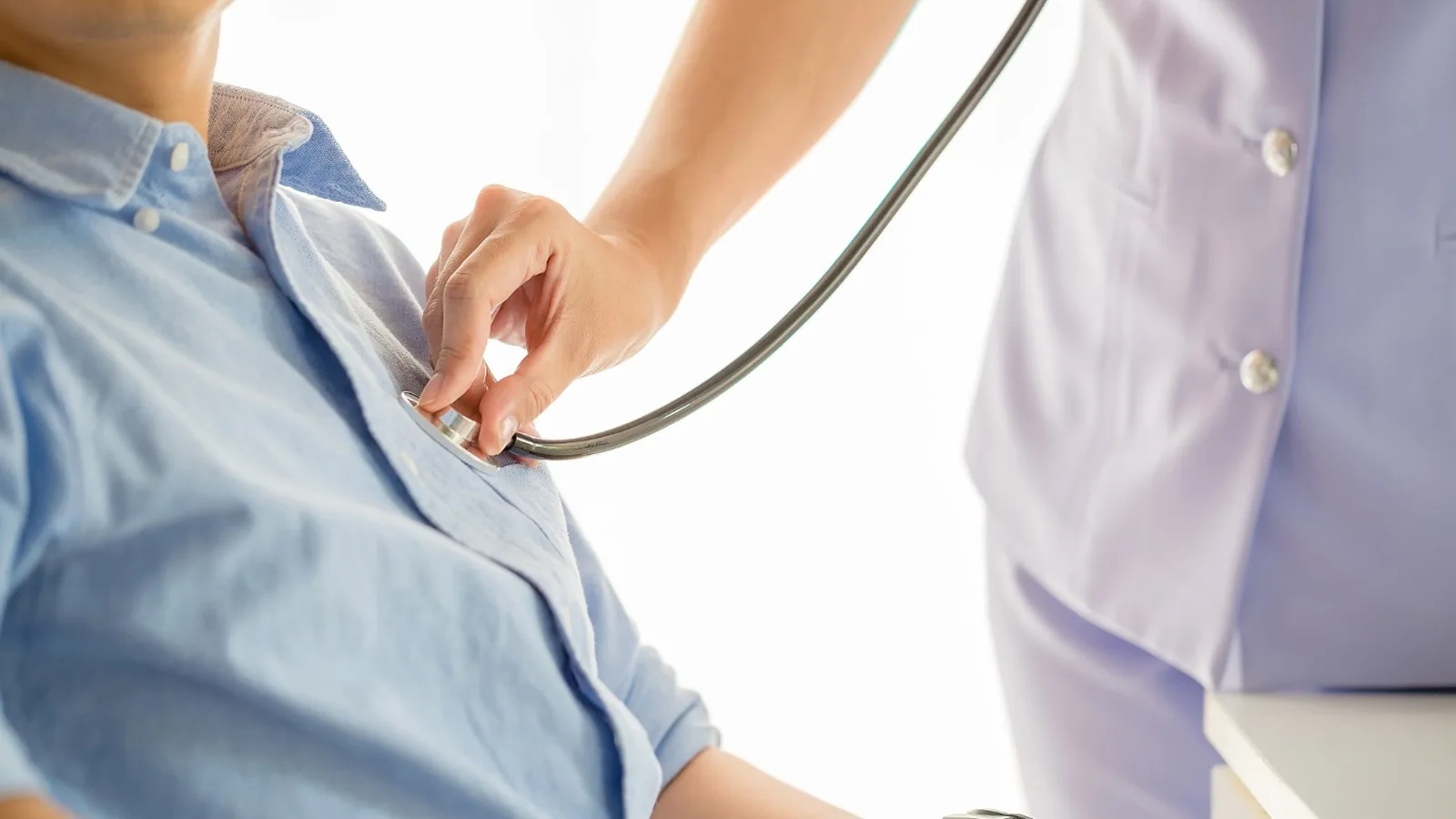 Evaluación médica del dolor en el pecho en Ensenada, B.C.